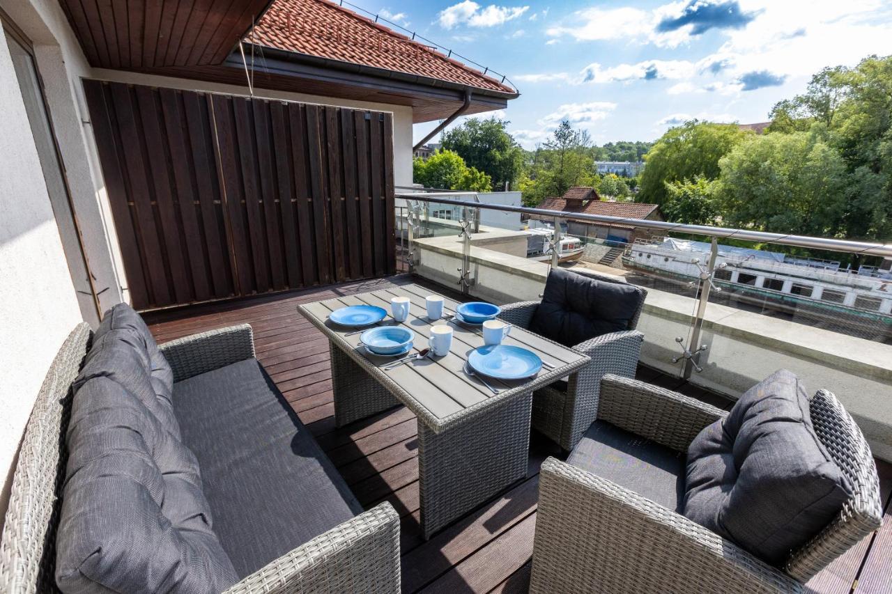 Rezydencje Willa Port Apartamenty Antinori Ostróda Exteriör bild
